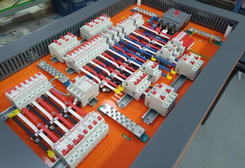 Sistema de proteção elétrica para segurança contra incêndios em edificações.