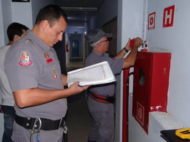 Inspeção de segurança contra incêndios para obtenção do AVCB.